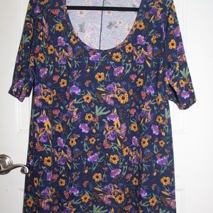 LuLaRoe: Perfect Tee